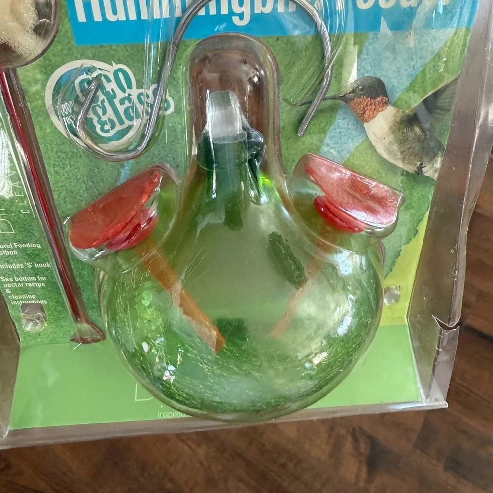 Hummingbird Feeder - Red and Green New! Hand blown art glass hummingbird feeder